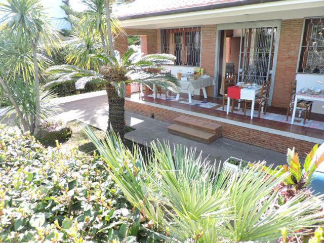 Kia Ora Bed and Breakfast San Felice Circeo Buitenkant foto